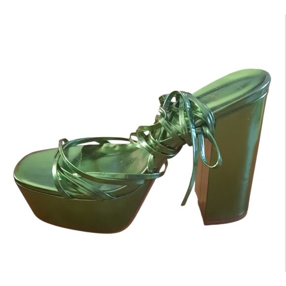 Lulu's Lugyy Womens Edgy Chunky Lime Green Metalic Lace Up Platform Heels Size 7 - Picture 4 of 9